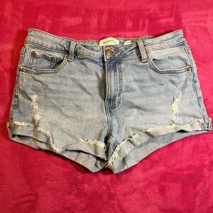 Casual Light Blue Distressed Denim Shorts